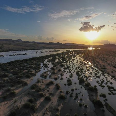 Sandfontein Lodge & Nature Reserve Kültér fotó
